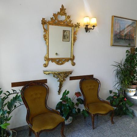 איסקיה Hotel Villa Hermosa מראה חיצוני תמונה