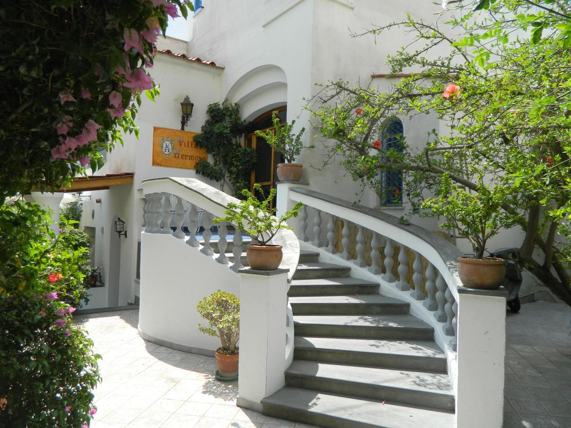 איסקיה Hotel Villa Hermosa מראה חיצוני תמונה