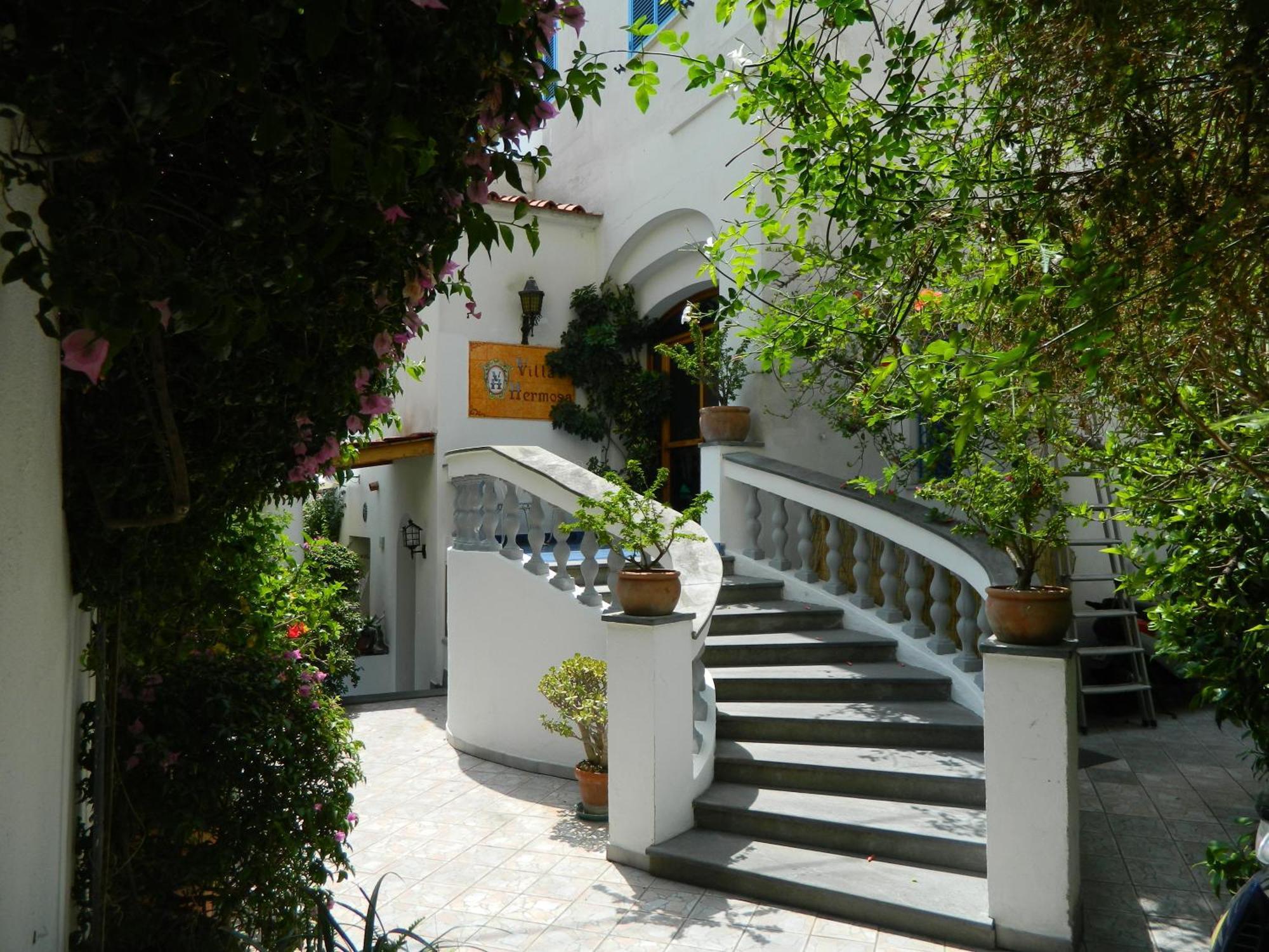 איסקיה Hotel Villa Hermosa מראה חיצוני תמונה